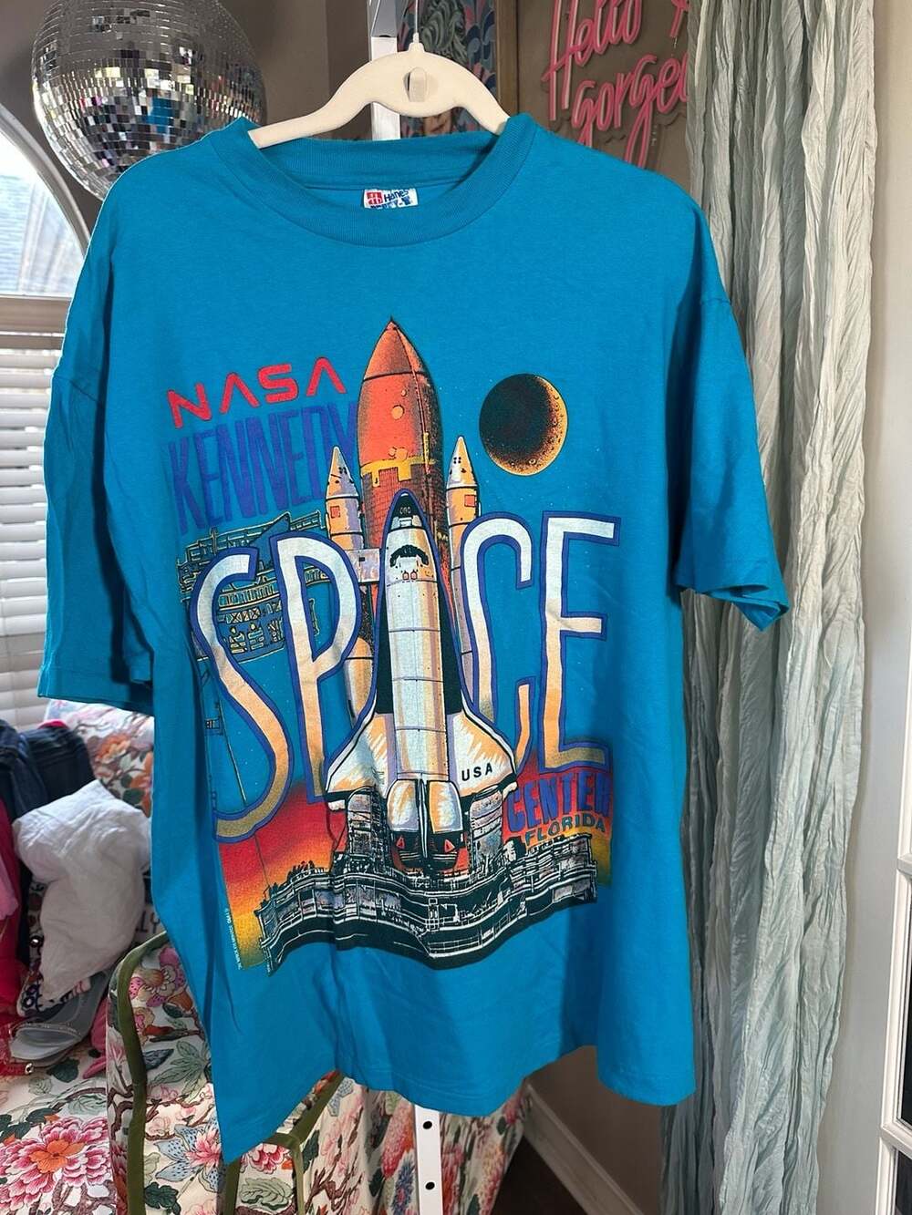Vintage 1990 NASA Kennedy Space Center Graphic T-Shirt XL